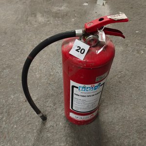Lote anterior: Extintor Portátil Rojo Grauser con Manguera y Manómetro