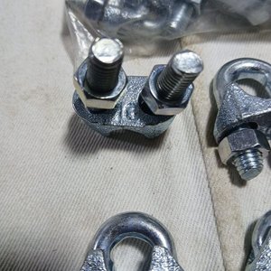 30 Unidades Apreta Cables 3/8" (10mm) Galvanizados - imagen 3