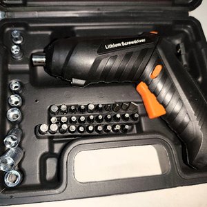 Atornillador Recargable Lithium Screwdriver 3.6V con Accesorios y Valija - imagen 4