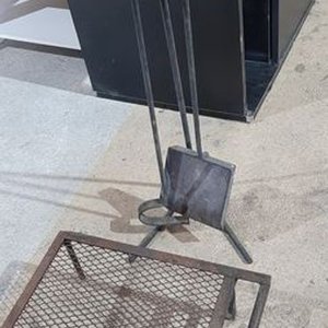 Lote anterior: Set de Accesorios para Chimenea: Pala, Atizador y Parrillita