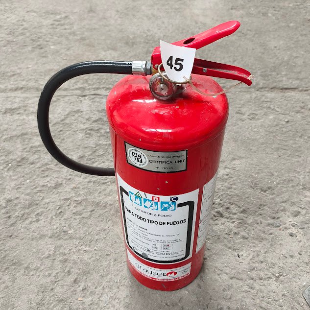 Extintor Portátil Rojo Grauser con Manguera y Manómetro
