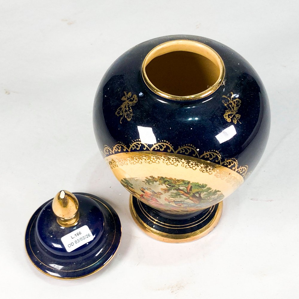 Vaso en porcelana esmaltada con motivos personajes - imagen 3