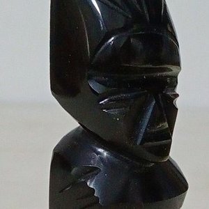 Figura Maya o Azteca Tallada a Mano en Obsidiana Negra - imagen 3