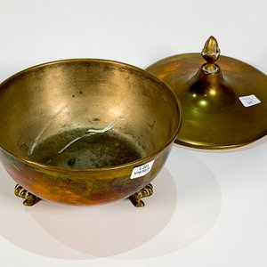 Centro de Bronce Vintage con Tapa de Garra de León y Pináculo - imagen 4