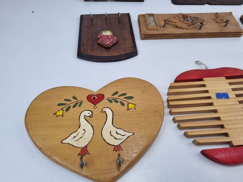 Colección de Muebles Artísticos de Madera - imagen 6