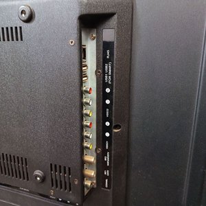 Televisor LED marca Hyunda Modelo HYLED55A sin control remoto - Funciona - imagen 6