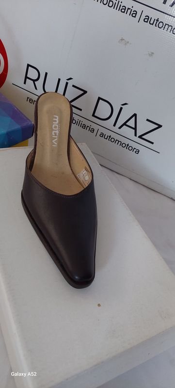 Zapatos de tacón alto en venta - imagen 4