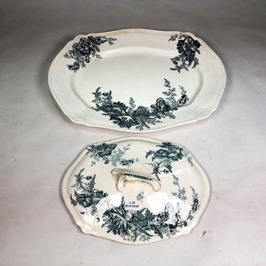 Fuente y Tapa de Porcelana Inglesa Johnson Bros con Monograma Floral - imagen 2