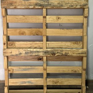 Pallet de Madera Pino Grande Estructura Sólida - imagen 5