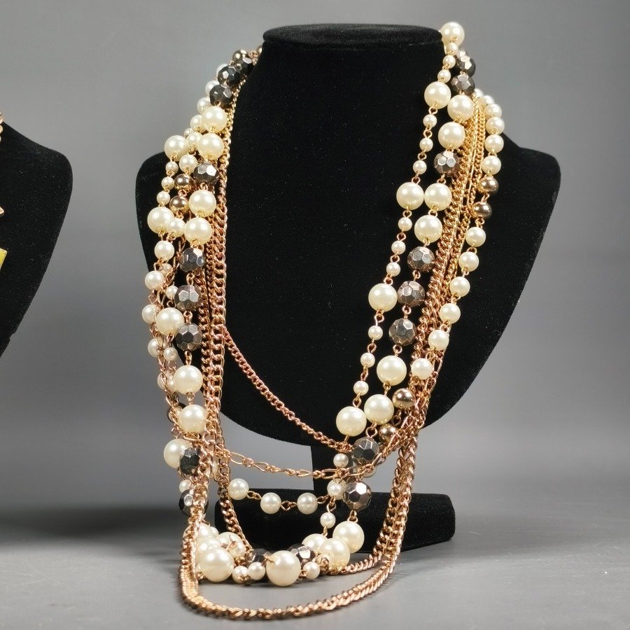 Item 16467 - Image 3