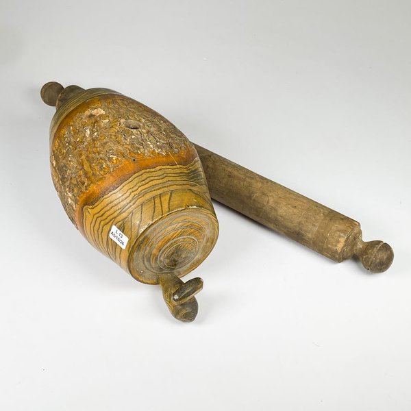 Dos piezas de madera palote y barril - imagen 1