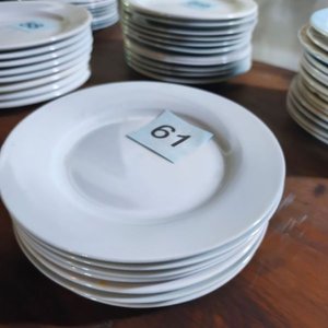Lote anterior: Set de 7 Platillos Blancos de Cerámica