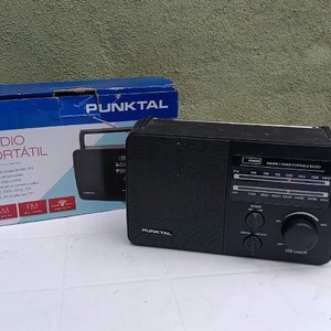 Radio Portátil Punktal AM/FM - Como Nueva - imagen 3