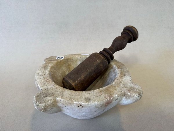 Mortero con pilon de madera para venta - imagen 1