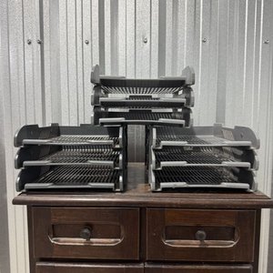Bandejas Organizadoras Apilables de Plástico Gris - imagen 2