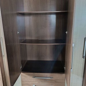 Ropero Grande de MDF con 6 Puertas y 3 Cajones - imagen 6