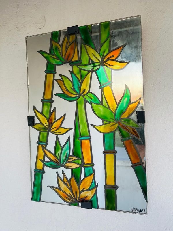 Pintura de bambú colorida