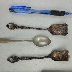Variedad de Cubiertos y Utensilios de Cocina Antiguos y Plateados - imagen 11