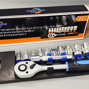 Lote siguiente: Juego de 12 Bocallaves Métricas con Trinquete y Extensión