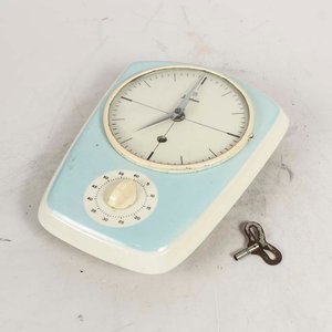 Reloj de Cocina Alemán Junghans en Loza Celeste y Blanco con Llave - imagen 1