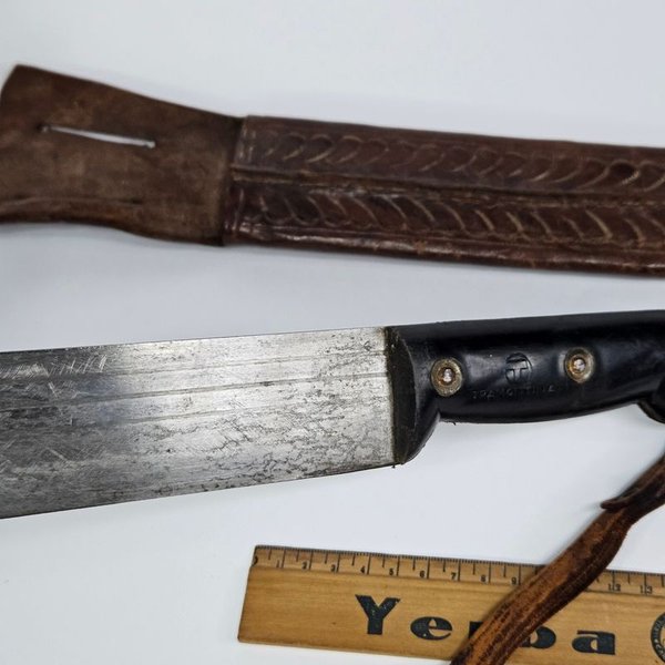 Machete con vaina de cuero en buen estado - imagen 5