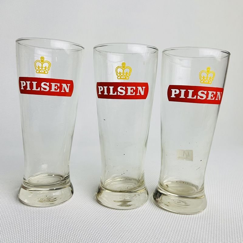 Tres copas para cerveza marca Pilsen - imagen 2