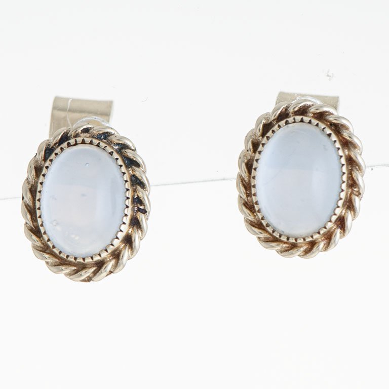 Lote anterior: Pare de aretes de oro 18k con piedras naturales