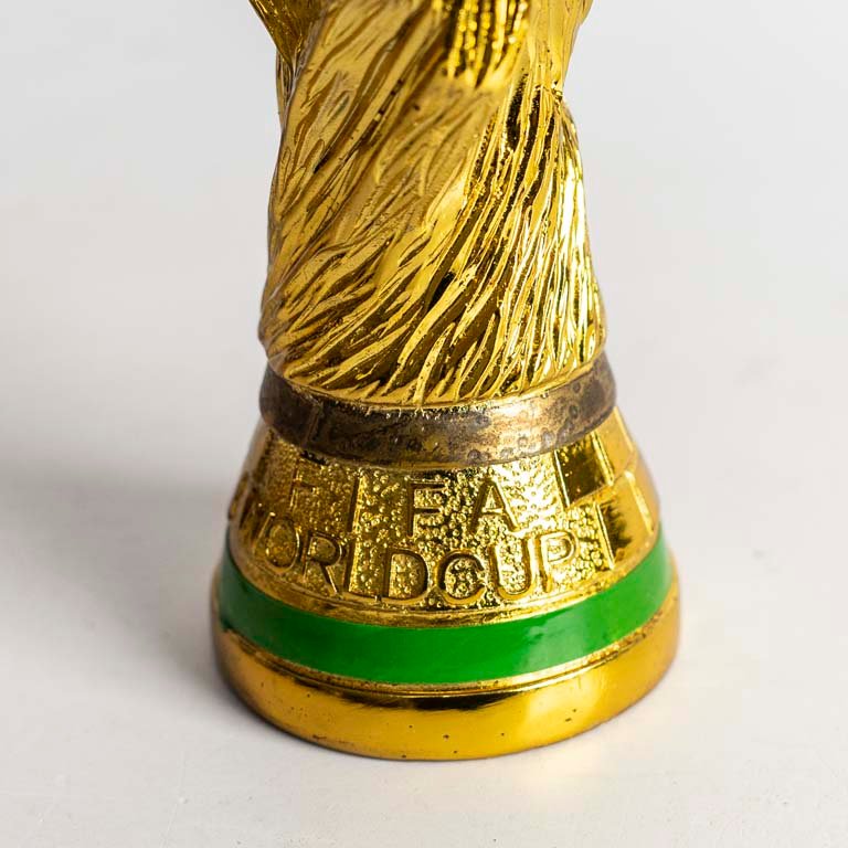 Réplica de la Copa del Mundo de la FIFA - imagen 2
