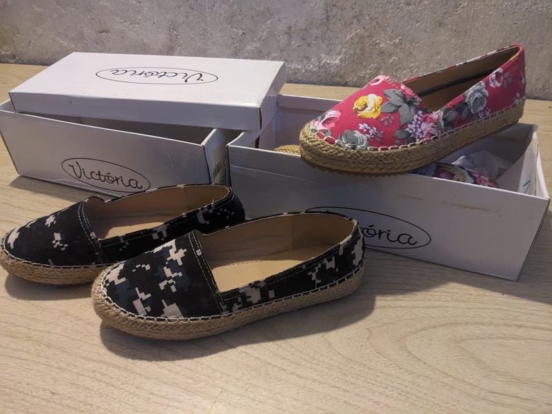 Zapatos de talla 36 con diseños coloridos