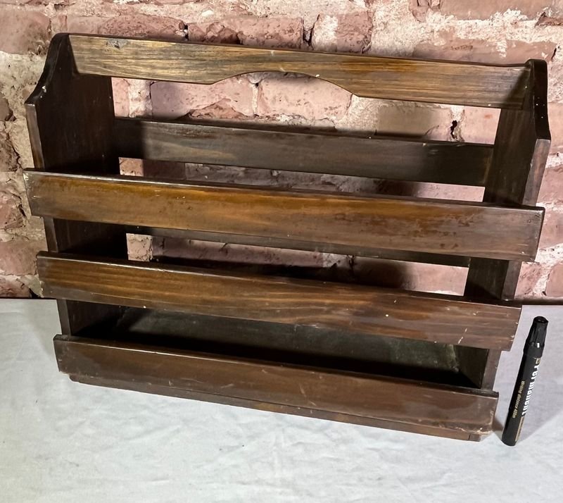 Revistero de Madera Rústico