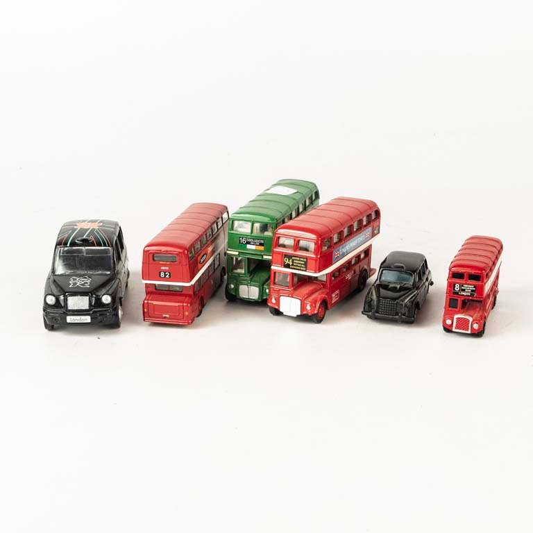 Colección 4 Ómnibus Doble Piso Ingleses y 2 Taxis Corgi
