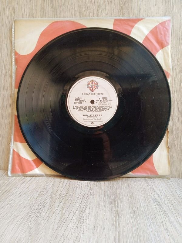 Lote anterior: Disco LP de Rod Stewart: GREATEST HITS con Think I'm Sexy