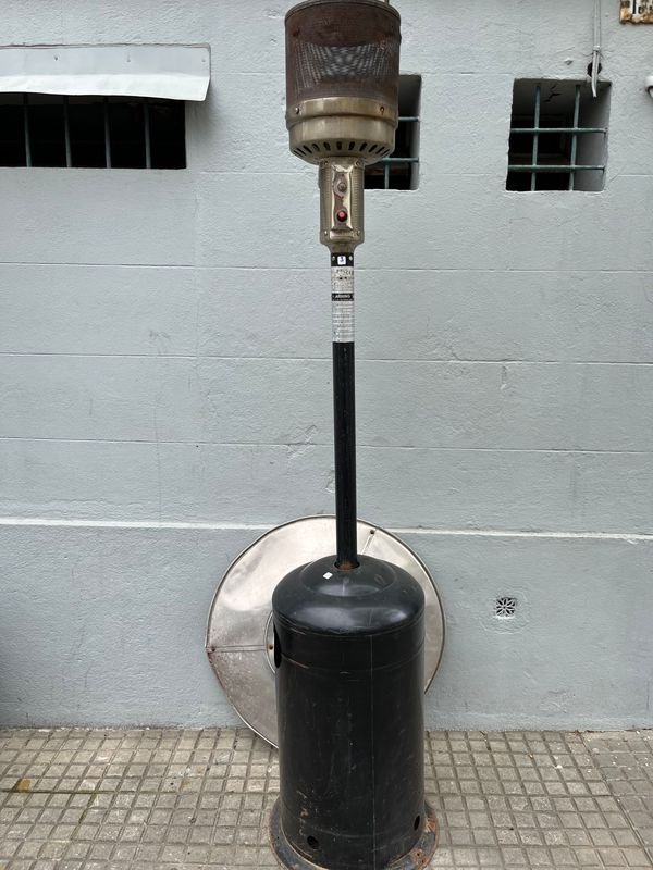 Hongo Calefactor a Gas Exterior