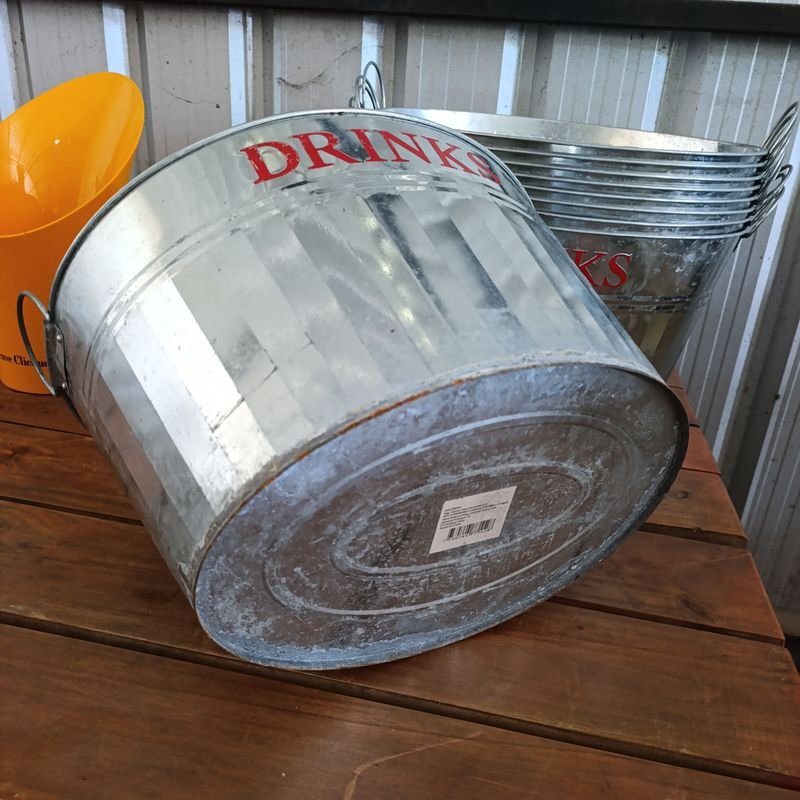 Hielera Oval Galvanizada para Bebidas - imagen 4
