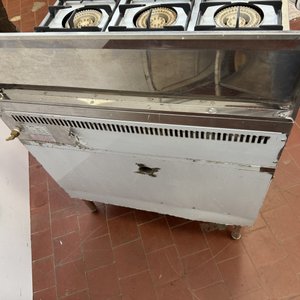 Cocina Industrial Flamemax a Gas con Horno, 6 Fuegos, Acero Inoxidable - imagen 7