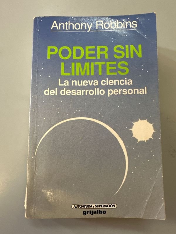 Lote siguiente: Libro: Poder sin límites de Anthony Robbins