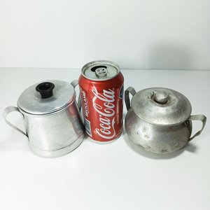 Dos Azucareros Antiguos de Aluminio - imagen 2