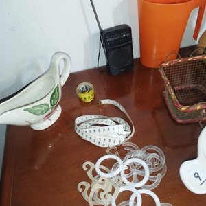 Lote Variado: Radio a Pila, Cubetera, Salsera y Más - imagen 3