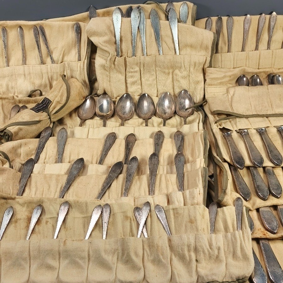 Item 18551 - Image 4