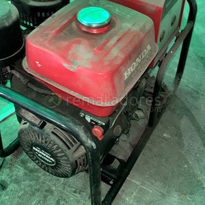 Lote siguiente: Generador Eléctrico Honda Portátil