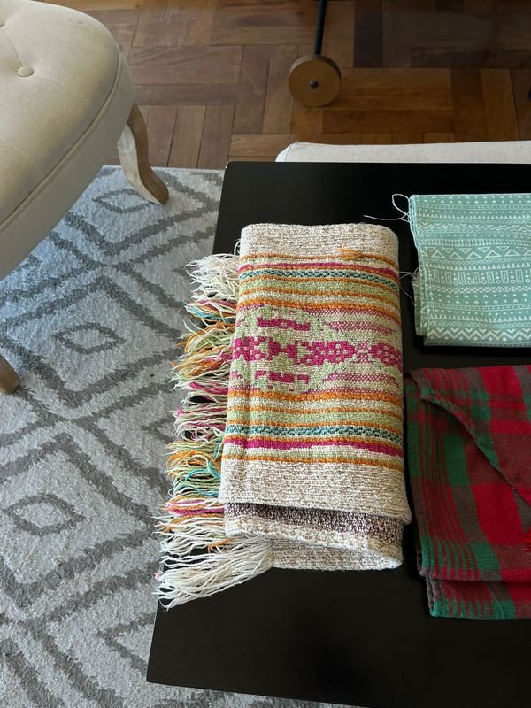 Colección de telas estampadas en buen estado - imagen 6