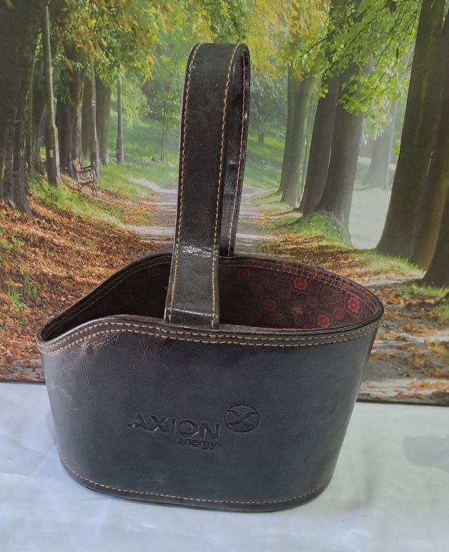 Item 868875 - Image 0