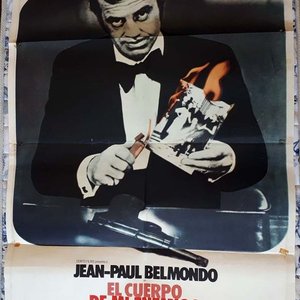 Lote siguiente: Poster Original "El Cuerpo de mi Enemigo" con Jean-Paul Belmondo (1976)