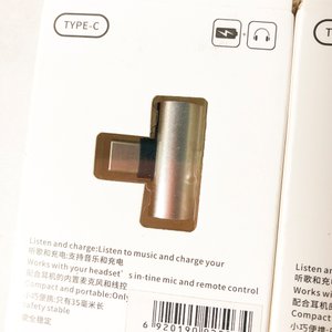 Treinta Adaptadores USB-C para Carga y Audio - imagen 4