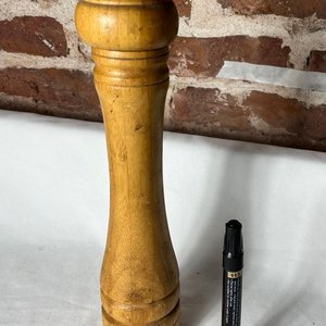 Pimentero de Madera Grande con Mecanismo Metálico - imagen 1