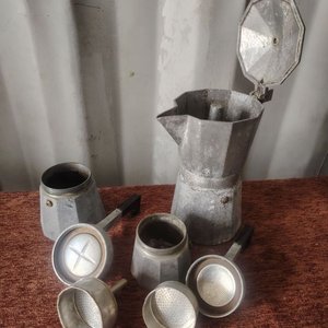 Juego de Cafeteras Moka Italianas de Aluminio con Filtros - imagen 7