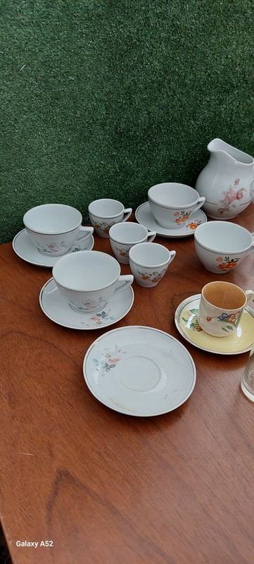 Colección de Tazas y Copas en Venta - imagen 16