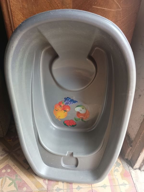 Lote anterior: Bañera para bebé segura y divertida