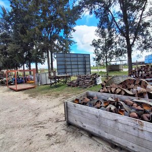 Lote anterior: Lote de Materiales y Equipamiento para Construcción o Taller