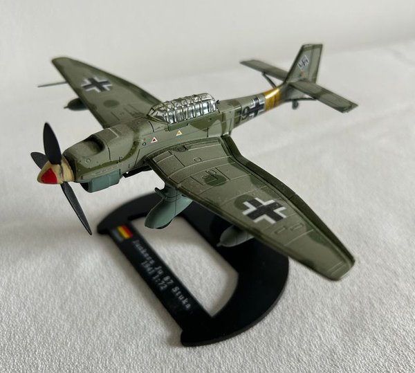 Bombardero Alemán Junkers Ju 87 Stuka Escala 1:72 Segunda Guerra Mundial - imagen 1